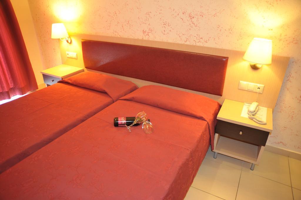 Anseli Hotel Kremasztí Kültér fotó