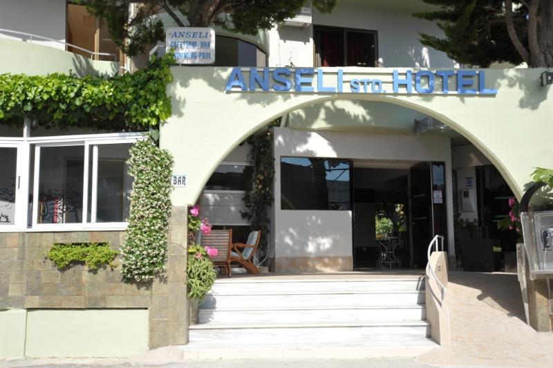 Anseli Hotel Kremasztí Kültér fotó