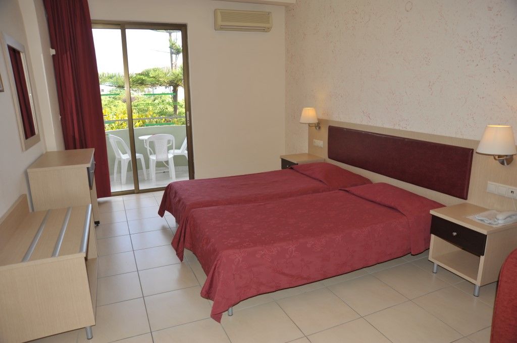 Anseli Hotel Kremasztí Kültér fotó